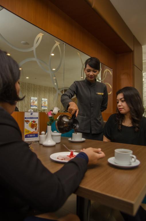 Royal Suite Condotel Medan Dış mekan fotoğraf