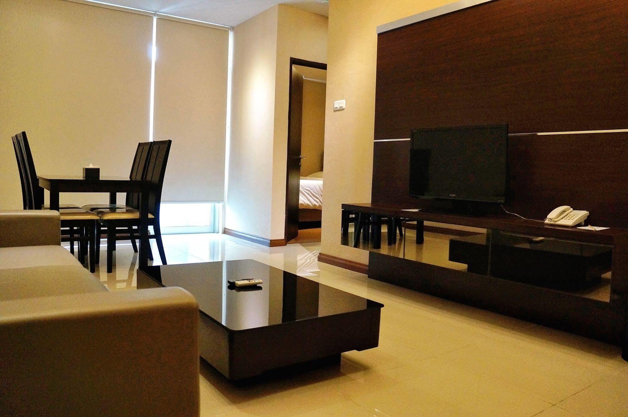 Royal Suite Condotel Medan Dış mekan fotoğraf